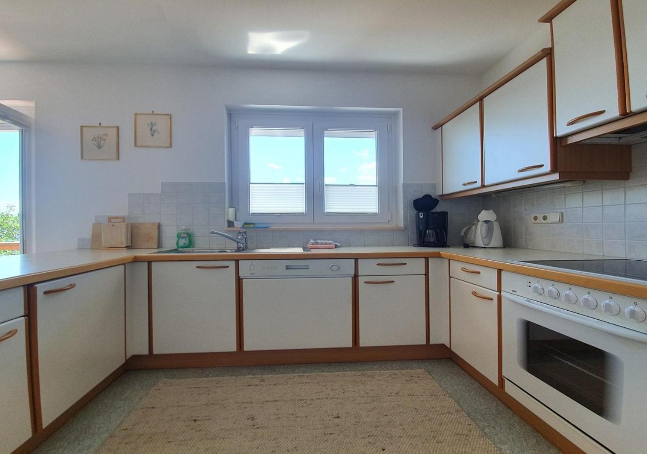 Haus Kraller-Urlaub Mit Seeblick Millstatt Buitenkant foto